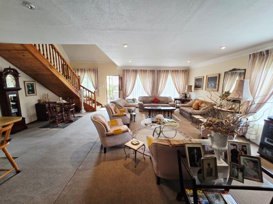 4 Bedroom Property for Sale in Dormehls Drift Western Cape